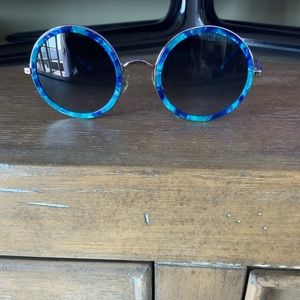 Wild fox sunglasses with case and box.